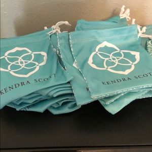 50 Kendra Scott Bags